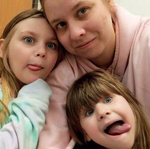 Meet your Posher, Julianna